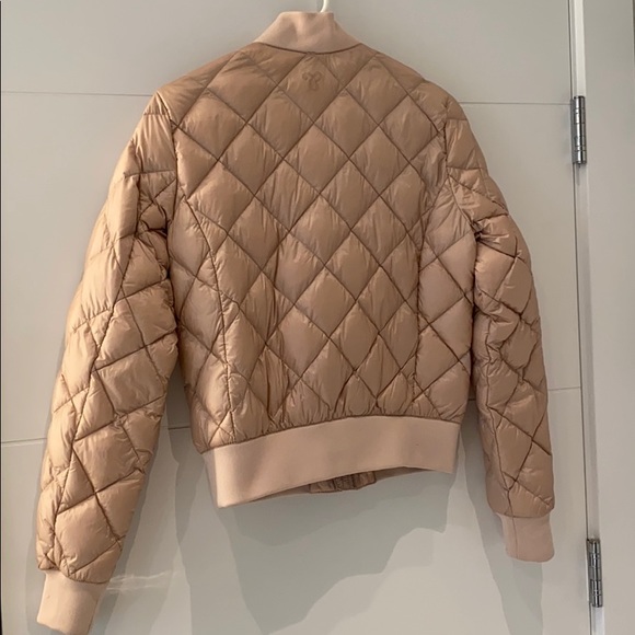 Aritzia TNA bomber jacket - Picture 4 of 6